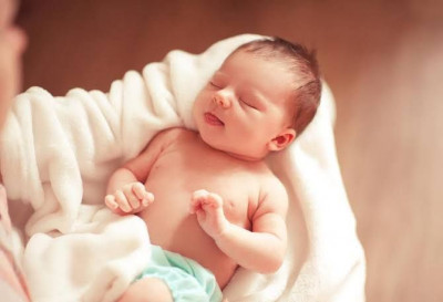 Ingin Kulit Bayi Putih? Konsumsi Ini Saat Hamil